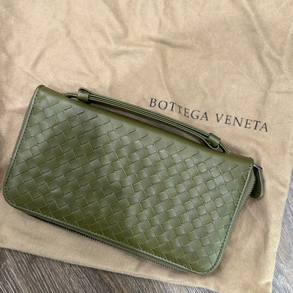 Bottega Veneta INTRECCIATO LEATHER WALLET